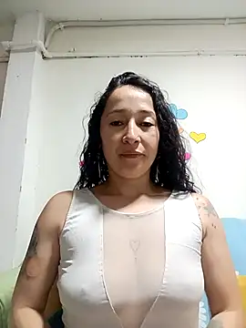 emilypoppy3 online show from 27, 10, 2025