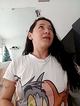 emilypoppy3 online show from 3, 12, 2025