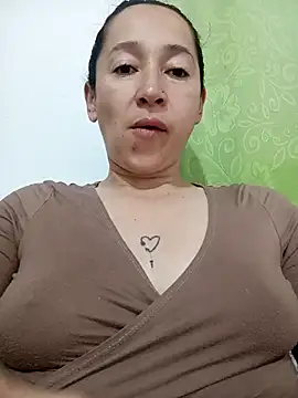 emilypoppy3 online show from 17, 2, 2026