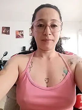 emilypoppy3 online show from 7, 4, 2026