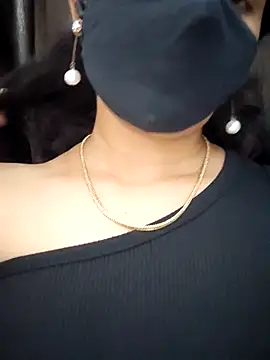 Snapshot of Angleannie chatting on 4, 11, 2025 Angleannie online show from 4, 11, 2025