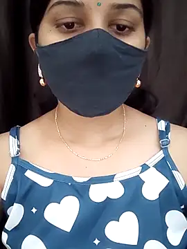 Snapshot of Angleannie chatting on 20, 11, 2025 Angleannie online show from 20, 11, 2025