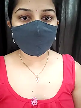 Snapshot of Angleannie chatting on 21, 12, 2025 Angleannie online show from 21, 12, 2025