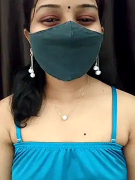 Snapshot of Angleannie chatting on 6, 5, 2026 Angleannie online show from 6, 5, 2026