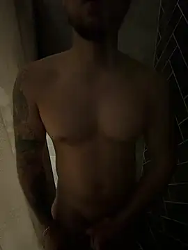 Snapshot of tjuodziauskas chatting on 5, 2, 2026 tjuodziauskas online show from 5, 2, 2026