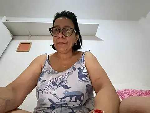 Snapshot of sweeviolet chatting on 29, 5, 2026 sweeviolet online show from 29, 5, 2026