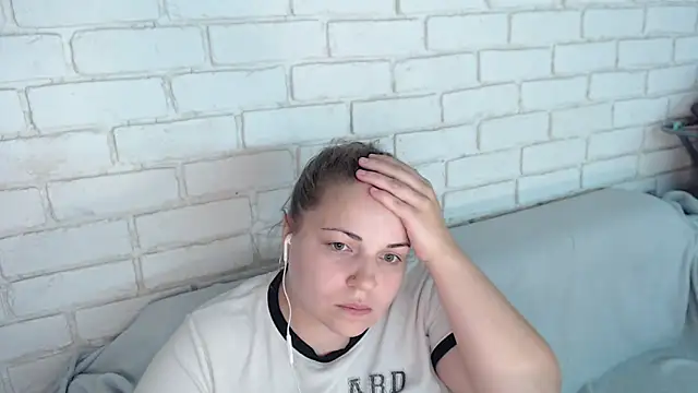 Snapshot of Crazyy_girl_ chatting on 2, 11, 2025 Crazyy girl online show from 2, 11, 2025