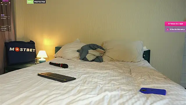 Snapshot of friendsurdreams chatting on 21, 12, 2024 friendsurdreams online show from 21, 12, 2024