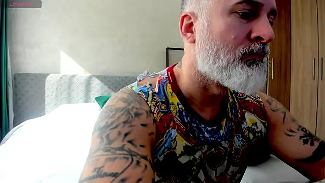 Snapshot of BlowMyXXL chatting on 9, 3, 2025 BlowMyXXL online show from 9, 3, 2025