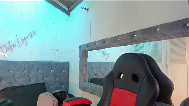 sarajhonson dl online show from 12, 2, 2026