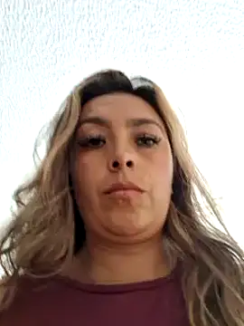 lauramcdowell1 online show from 22, 1, 2025