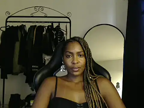 marisilva br online show from 5, 3, 2025