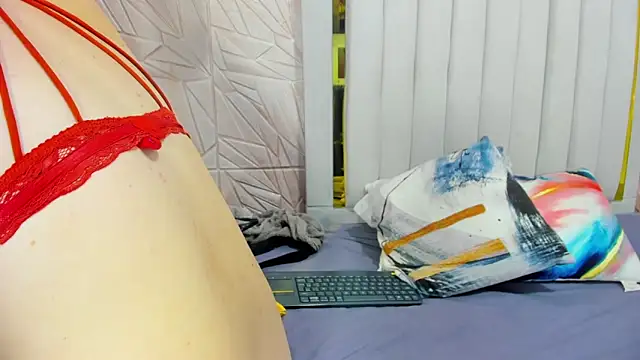 Snapshot of Ammy_Connor1 chatting on 24, 10, 2025 Ammy Connor1 online show from 24, 10, 2025