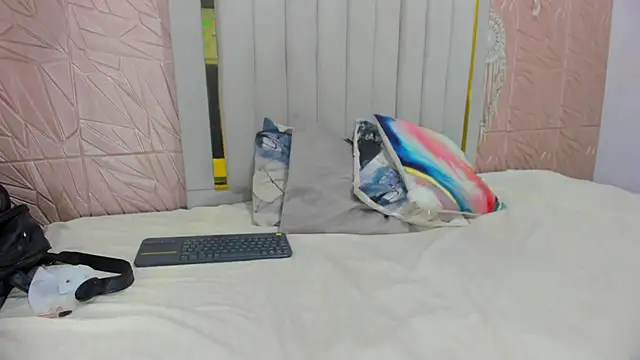 Snapshot of Ammy_Connor1 chatting on 5, 11, 2025 Ammy Connor1 online show from 5, 11, 2025