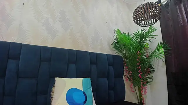 Snapshot of Ammy_Connor1 chatting on 13, 12, 2025 Ammy Connor1 online show from 13, 12, 2025