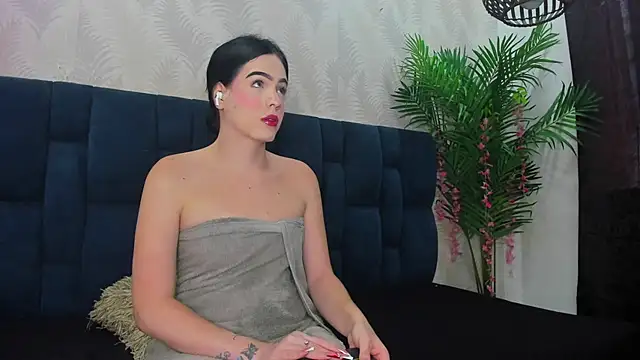 Snapshot of Ammy_Connor1 chatting on 15, 12, 2025 Ammy Connor1 online show from 15, 12, 2025