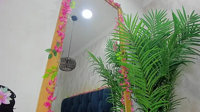 Ammy Connor1 online show from 15, 4, 2026