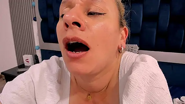 sofia mature online show from 7, 12, 2024