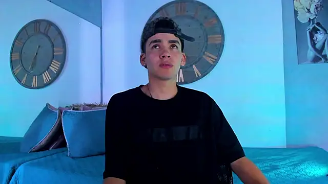 Mike 0233  online show from 9, 1, 2025