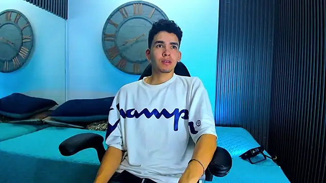 Mike 0233  online show from 13, 2, 2025