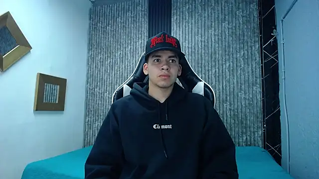 Mike 0233  online show from 21, 11, 2025