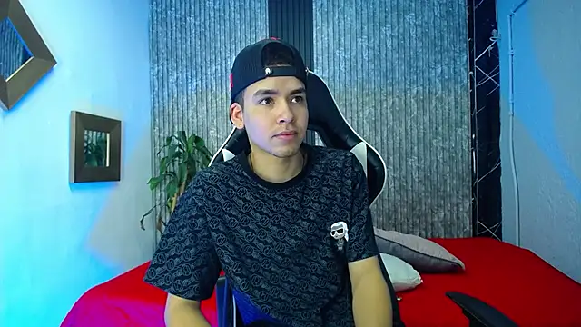 Mike 0233  online show from 15, 2, 2026