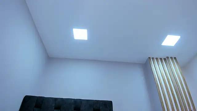 violeth hill online show from 26, 11, 2025