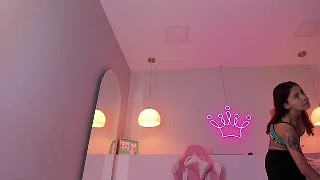 violeth hill online show from 14, 12, 2025