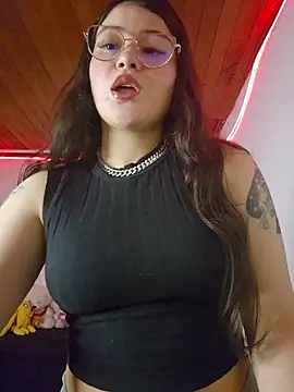 juli05star20 online show from 5, 4, 2026