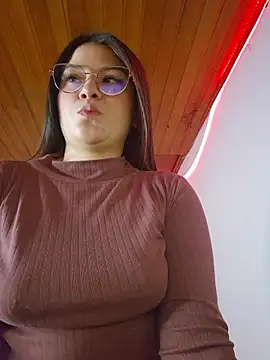 Snapshot of juli05star20 chatting on 22, 4, 2026 juli05star20 online show from 22, 4, 2026