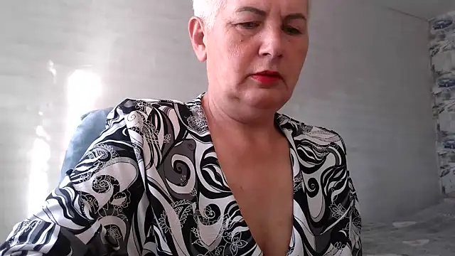 NicoleOlla online show from 16, 9, 2025