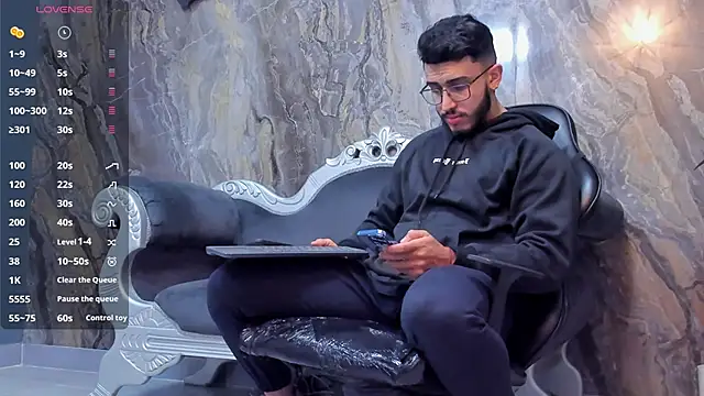 Liam Kleiin online show from 18, 1, 2025