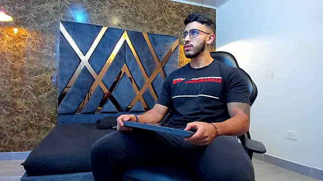 Liam Kleiin online show from 25, 9, 2025