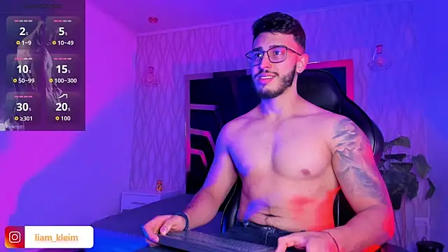 Liam Kleiin online show from 1, 12, 2025