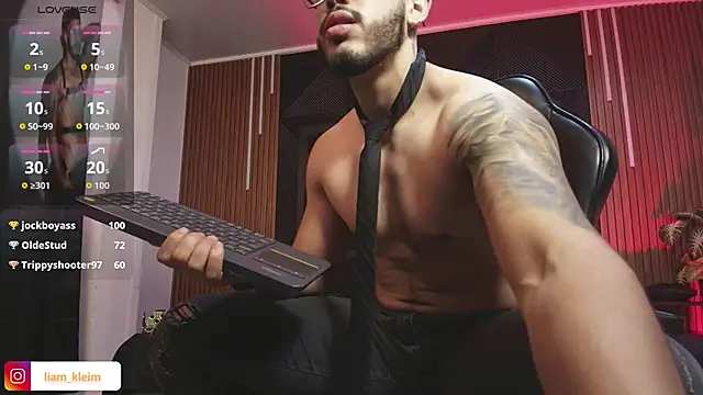 Liam Kleiin online show from 10, 4, 2026