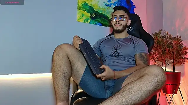 Snapshot of Liam_Kleiin chatting on 13, 5, 2026 Liam Kleiin online show from 13, 5, 2026