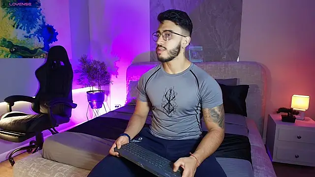 Snapshot of Liam_Kleiin chatting on 20, 5, 2026 Liam Kleiin online show from 20, 5, 2026