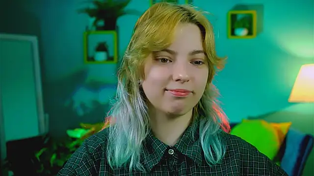 Snapshot of RocKStone_ chatting on 5, 12, 2025 RocKStone online show from 5, 12, 2025