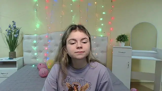 TinaRedly online show from 23, 1, 2025