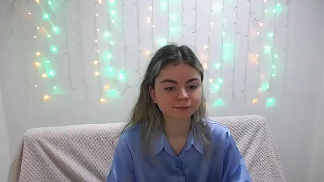 TinaRedly online show from 27, 1, 2025