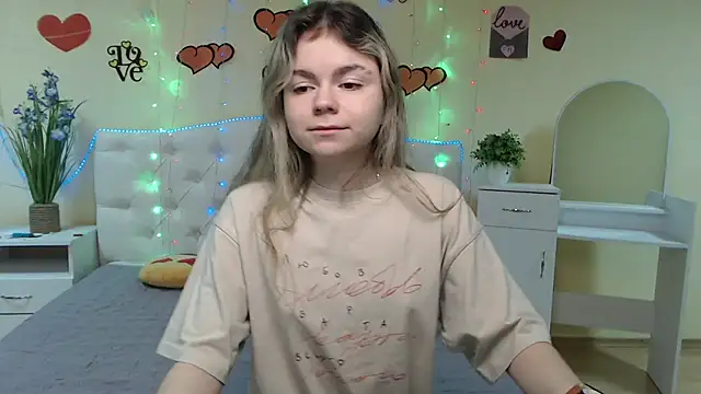 TinaRedly online show from 13, 3, 2025