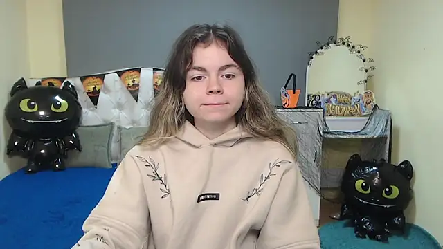 TinaRedly online show from 23, 10, 2025