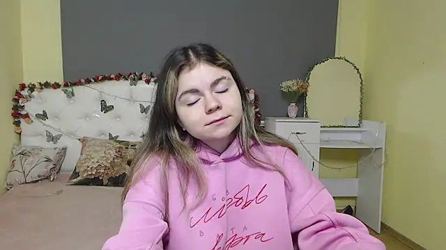 TinaRedly online show from 24, 2, 2026