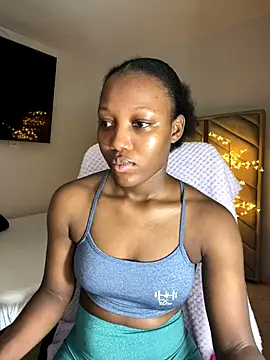 kellya  online show from 10, 10, 2025