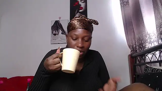 Whimsicalwillow online show from 18, 9, 2025