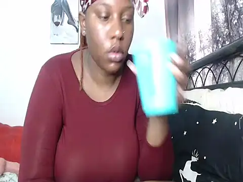 Whimsicalwillow online show from 23, 9, 2025