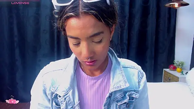 Snapshot of megan_collins96 chatting on 21, 12, 2024 megan collins96 online show from 21, 12, 2024