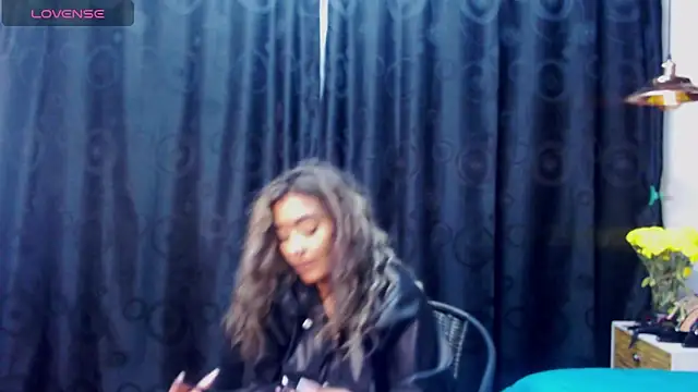 Snapshot of megan_collins96 chatting on 27, 12, 2024 megan collins96 online show from 27, 12, 2024