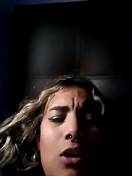 Snapshot of megan_collins96 chatting on 6, 2, 2025 megan collins96 online show from 6, 2, 2025