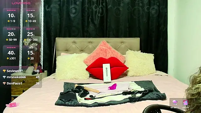 Snapshot of megan_collins96 chatting on 20, 3, 2025 megan collins96 online show from 20, 3, 2025